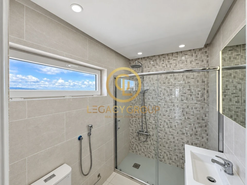 Apartamento T2 para Venda em Portimão Foto 15