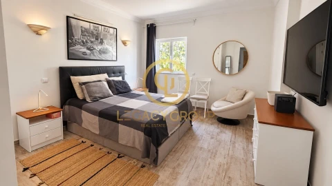 Apartamento T2 para Venda em Albufeira e Olhos de Água