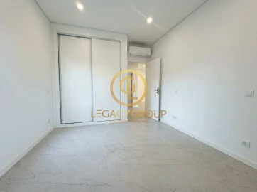Apartamento T1 para Venda em Quarteira