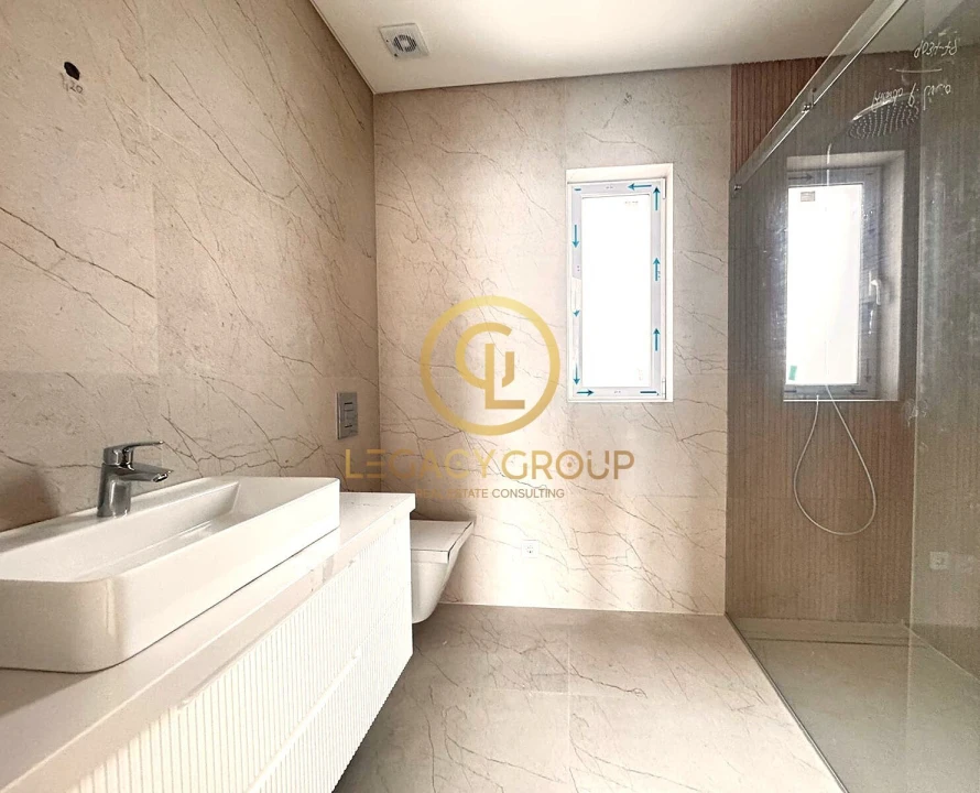 Apartamento T1 para Venda em Quarteira Foto 8