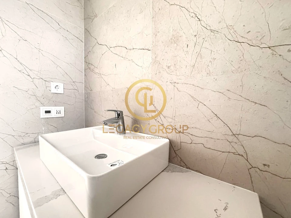 Apartamento T1 para Venda em Quarteira Foto 9