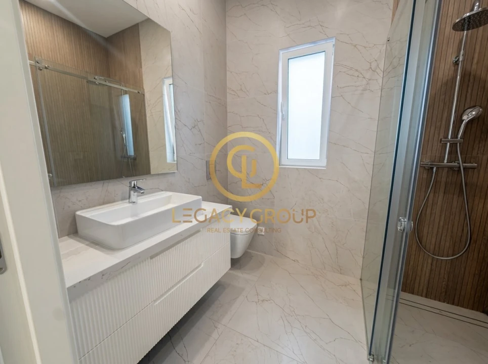 Apartamento T1 para Venda em Quarteira Foto 7