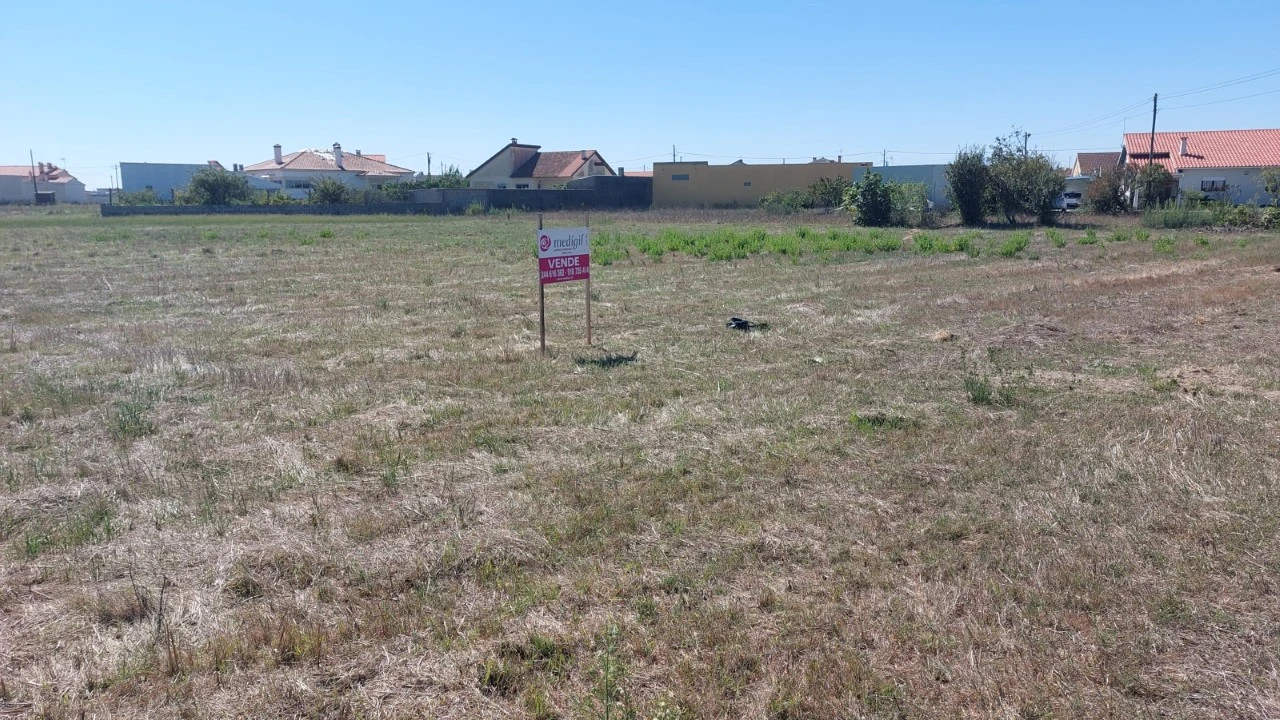 Terreno para Venda em Monte Real e Carvide Foto 1