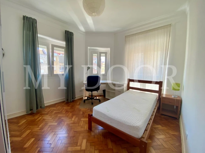 Quarto para Arrendamento em Moscavide e Portela Foto 6