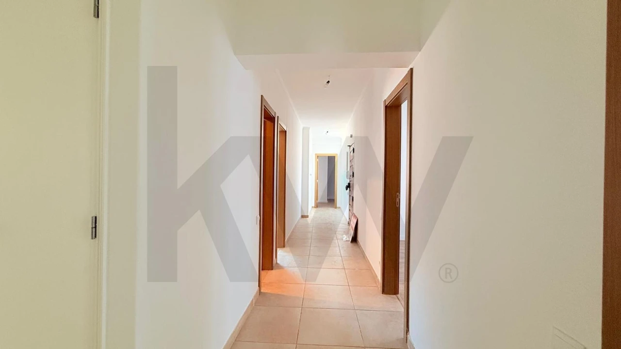 Apartamento T4 para Venda em Setubal (São Sebastião) Foto 4