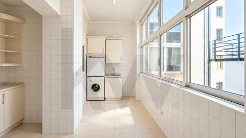 Apartamento T3 para Venda em Avenidas Novas