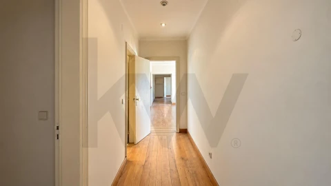 Apartamento T3 para Venda em Avenidas Novas