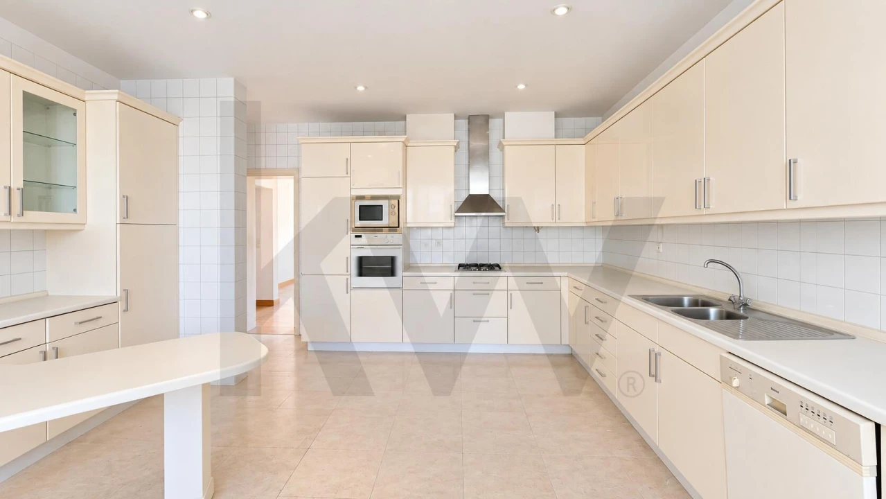 Apartamento T3 para Venda em Avenidas Novas Foto 13