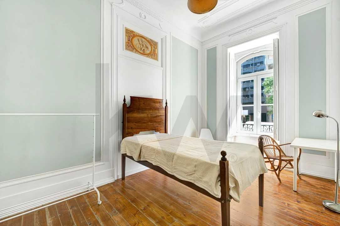 Quarto para Arrendamento em Avenidas Novas Foto 1