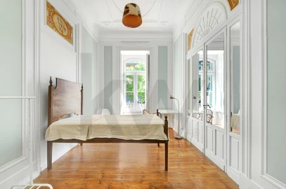 Quarto para Arrendamento em Avenidas Novas