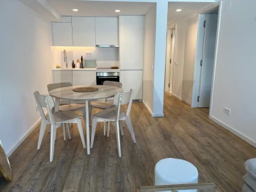 Apartamento T1 para Arrendamento em São Vicente