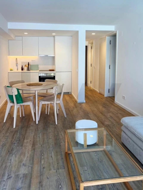 Apartamento T1 para Arrendamento em São Vicente