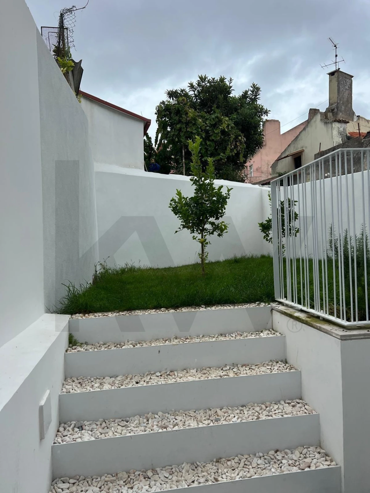 Apartamento T1 para Arrendamento em São Vicente Foto 8