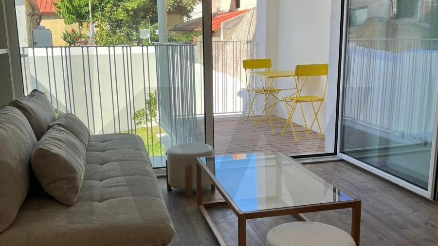 Apartamento T1 para Arrendamento em São Vicente