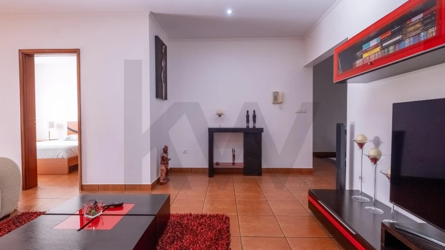 Moradia T4 para Venda em Ponta Delgada (São Pedro)