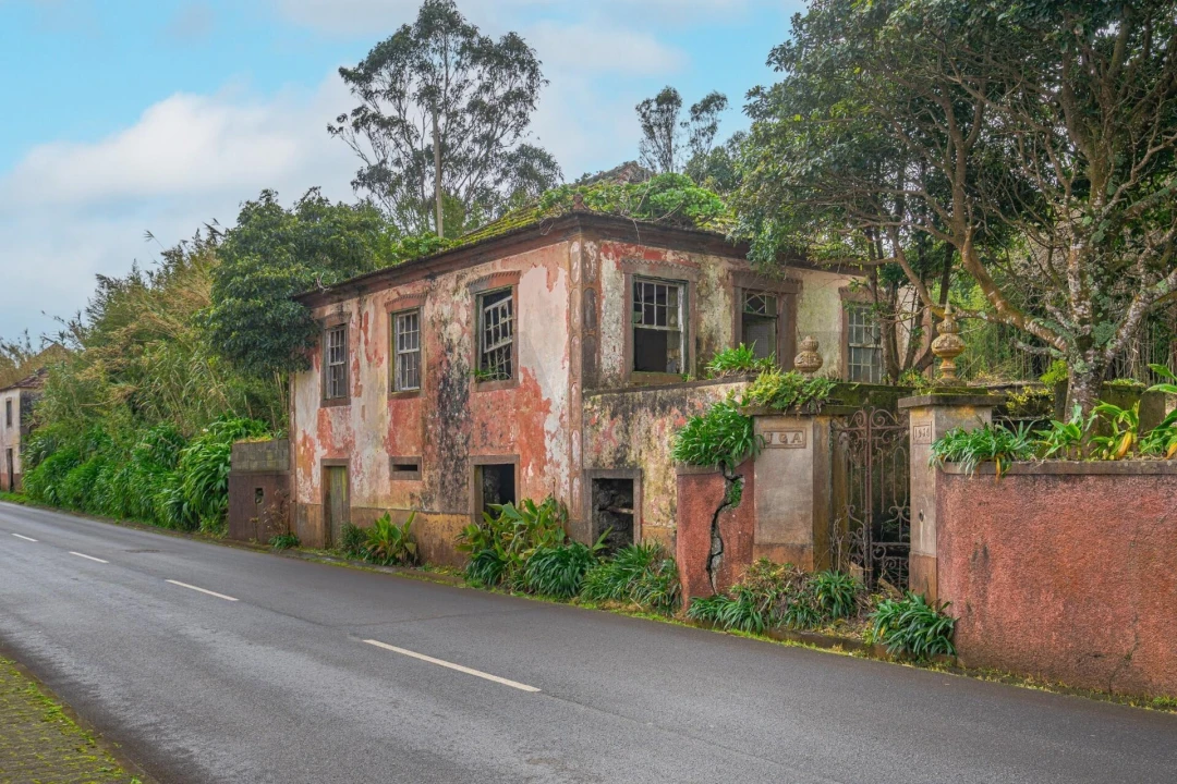 Moradia T3 para Venda em Porto Moniz Foto 3