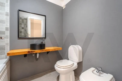 Apartamento T2 para Arrendamento em Carcavelos e Parede