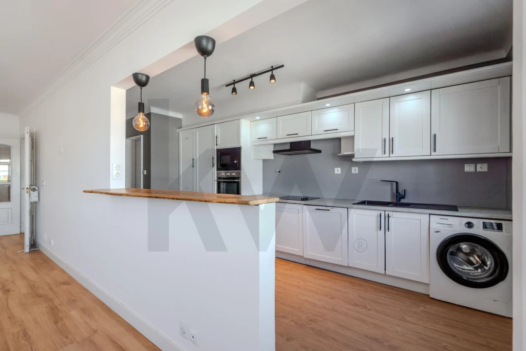 Apartamento T2 para Arrendamento em Carcavelos e Parede Foto 5