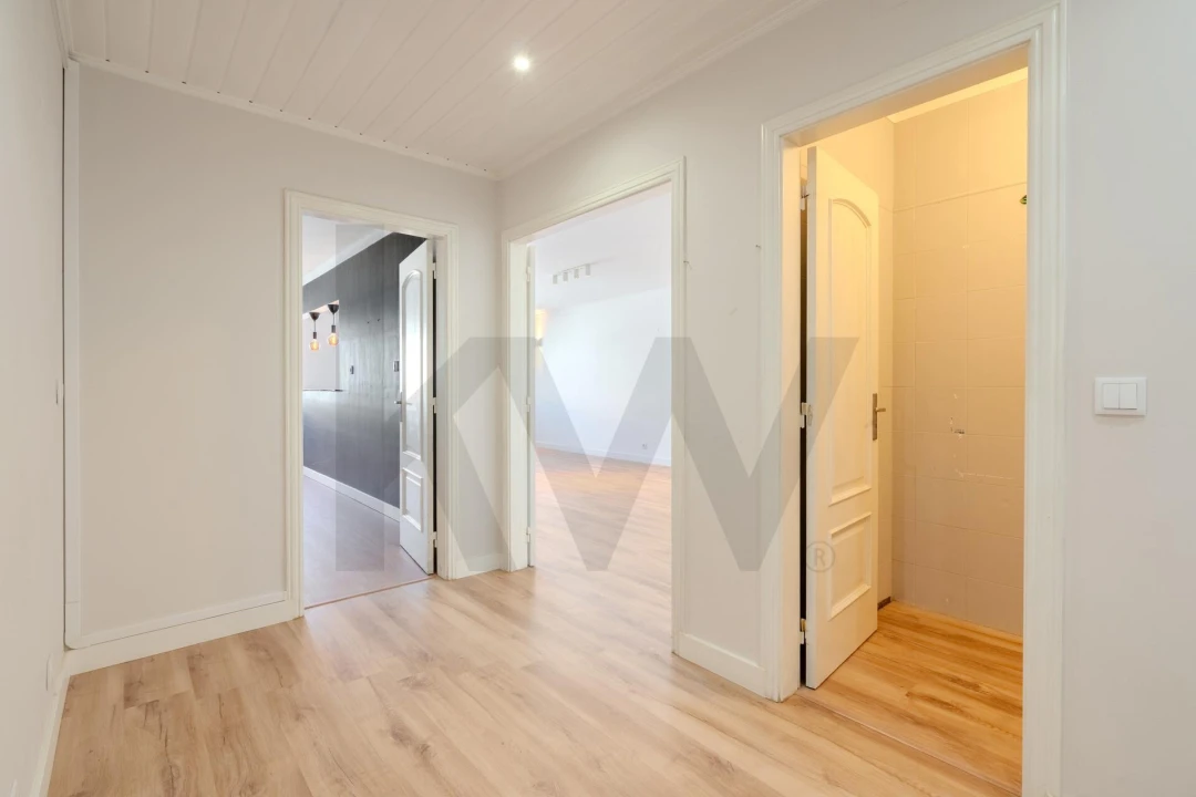 Apartamento T2 para Arrendamento em Carcavelos e Parede Foto 11