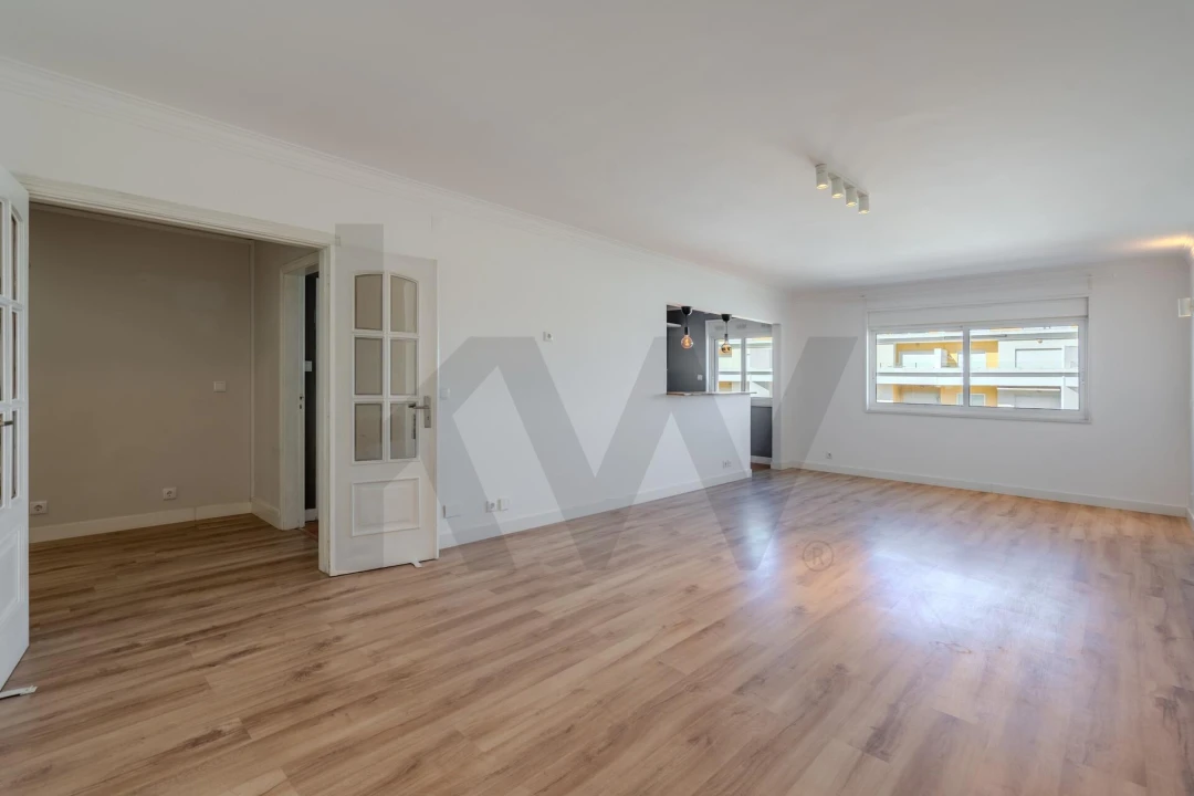 Apartamento T2 para Arrendamento em Carcavelos e Parede Foto 9