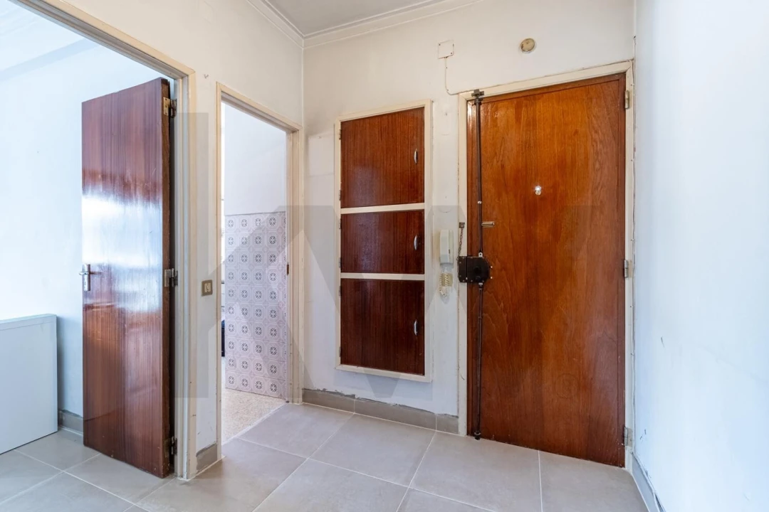 Apartamento T2 para Venda em Póvoa de Santo Adrião e Olival Basto Foto 8