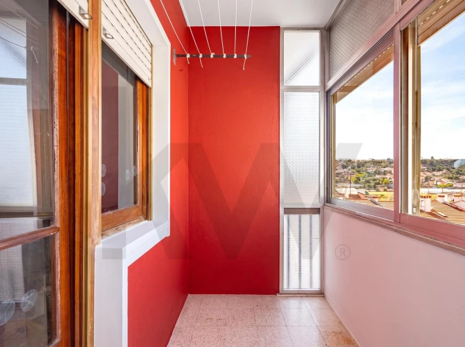 Apartamento T2 para Venda em Póvoa de Santo Adrião e Olival Basto Foto 16