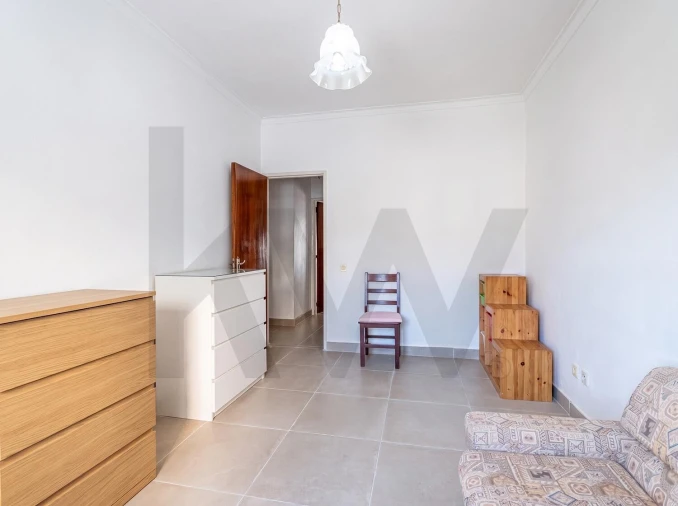 Apartamento T2 para Venda em Póvoa de Santo Adrião e Olival Basto Foto 11