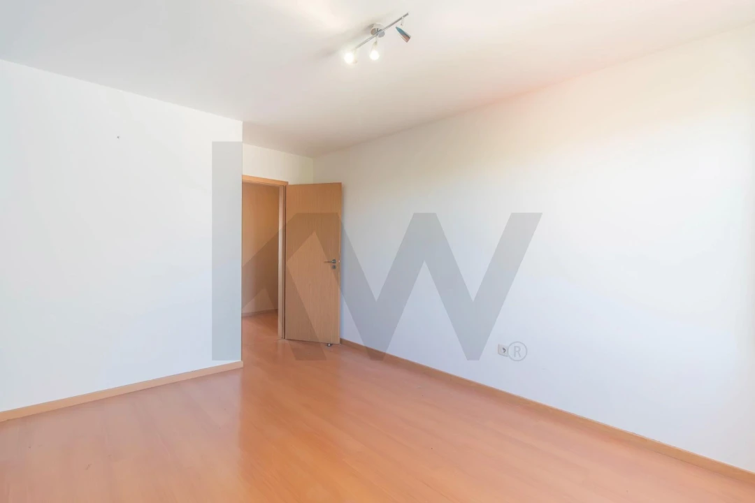 Apartamento T2 para Venda em Gulpilhares e Valadares Foto 10
