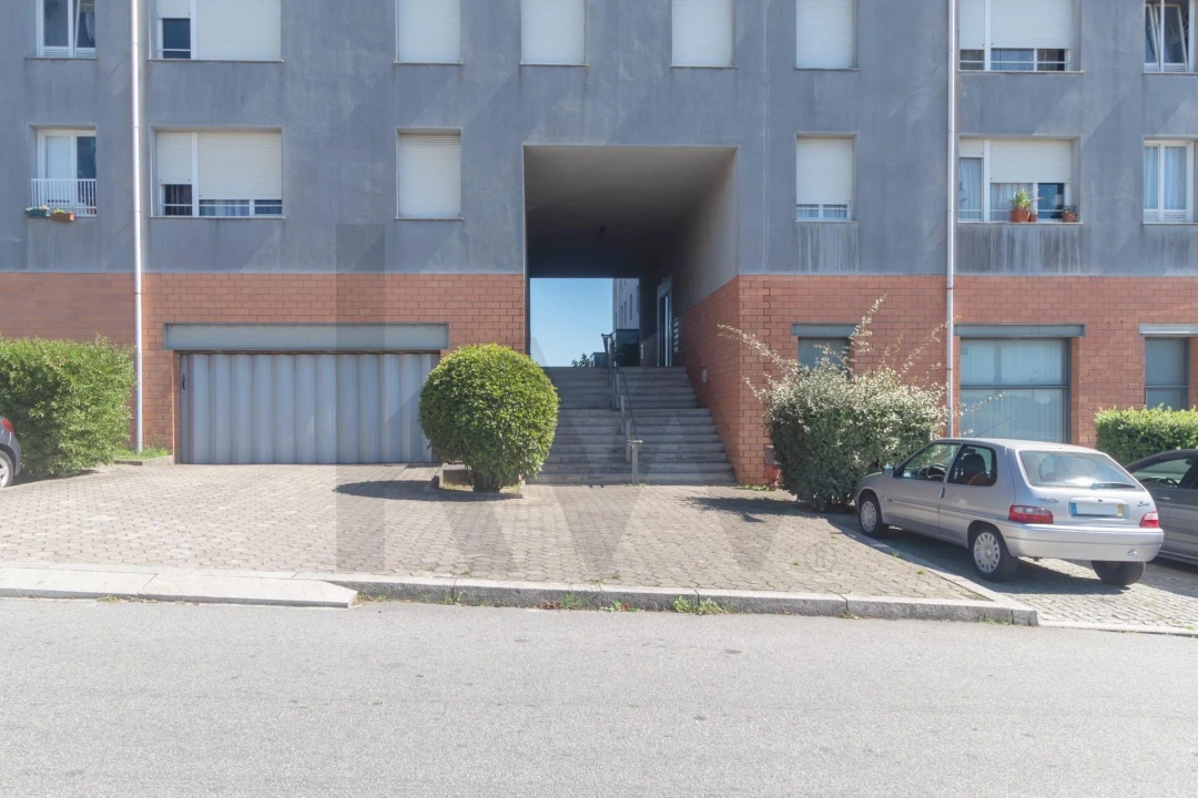 Apartamento T2 para Venda em Gulpilhares e Valadares Foto 24