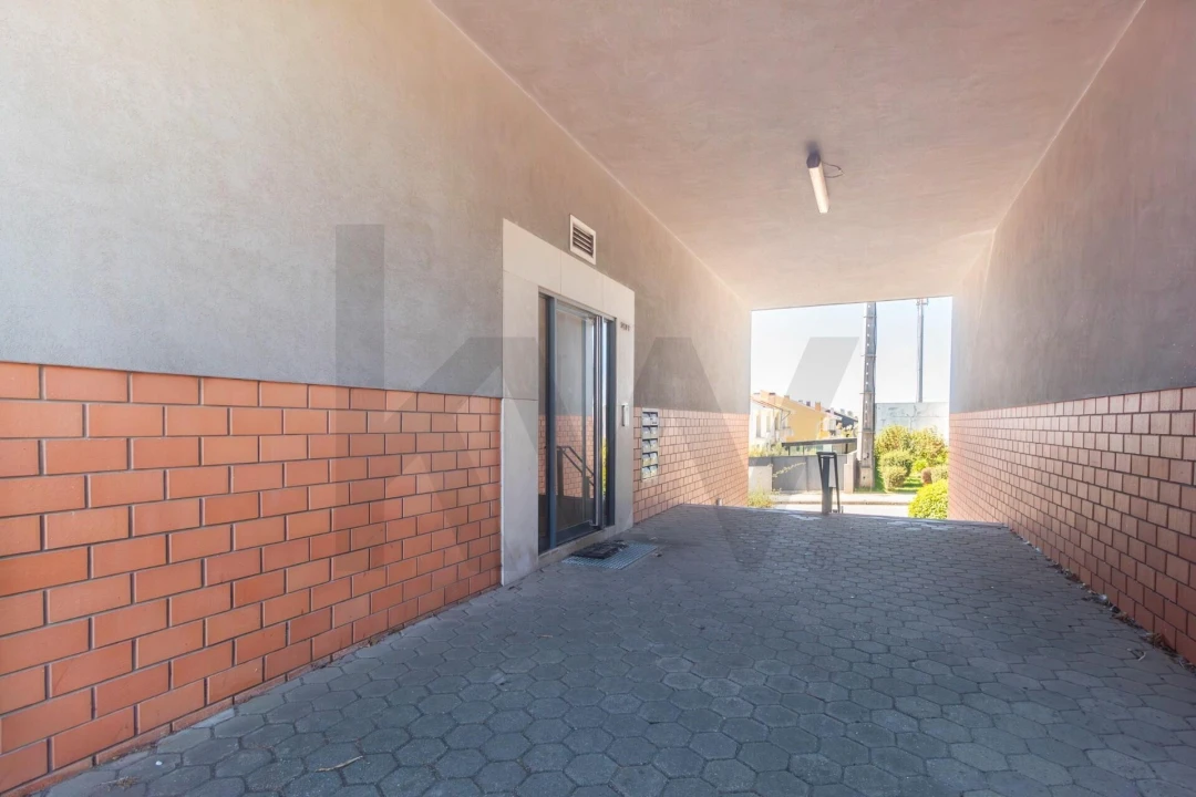 Apartamento T2 para Venda em Gulpilhares e Valadares Foto 23