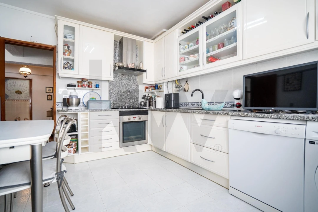 Apartamento T3 para Venda em Costa da Caparica Foto 27