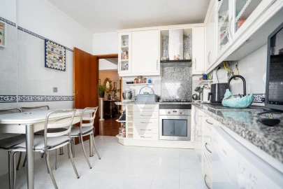 Apartamento T3 para Venda em Costa da Caparica