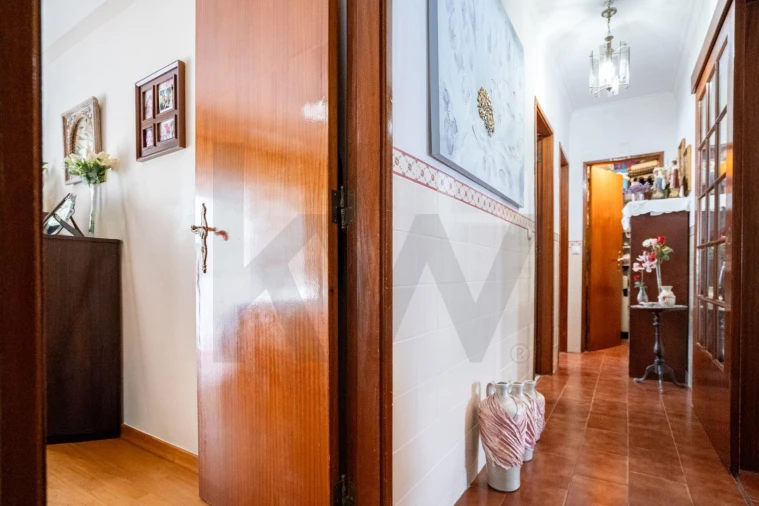 Apartamento T3 para Venda em Costa da Caparica Foto 23