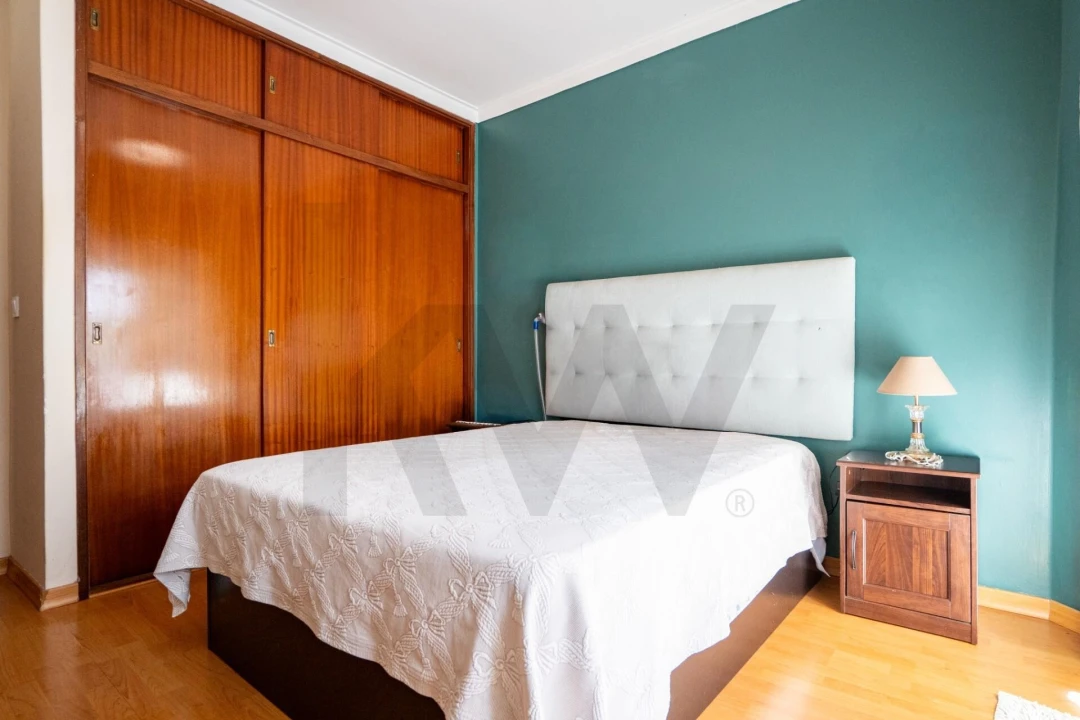 Apartamento T3 para Venda em Costa da Caparica Foto 13