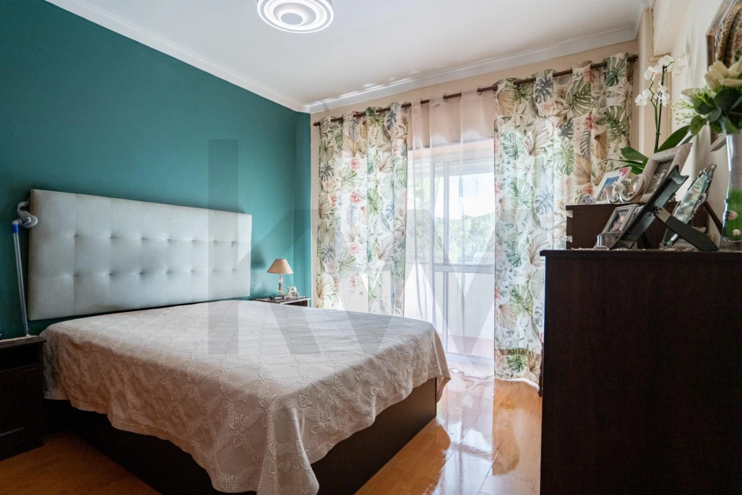 Apartamento T3 para Venda em Costa da Caparica Foto 12