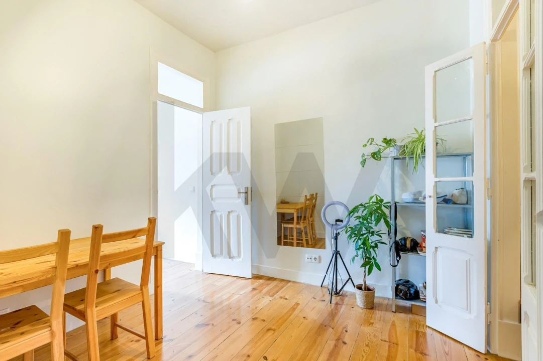 Apartamento T1 para Arrendamento em São Vicente Foto 1