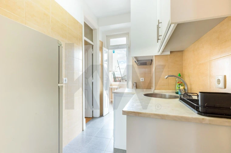 Apartamento T1 para Arrendamento em São Vicente Foto 2