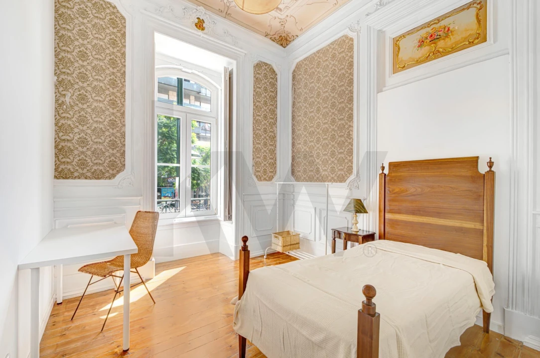 Quarto para Arrendamento em Avenidas Novas Foto 1