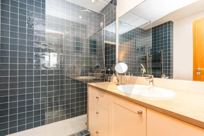 Apartamento T4 para Arrendamento em Lumiar