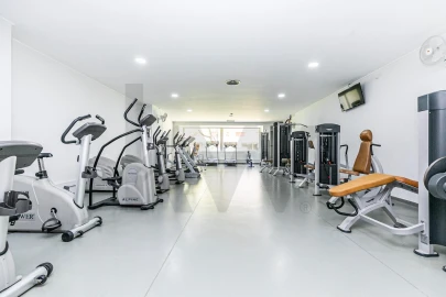 Apartamento T4 para Arrendamento em Lumiar
