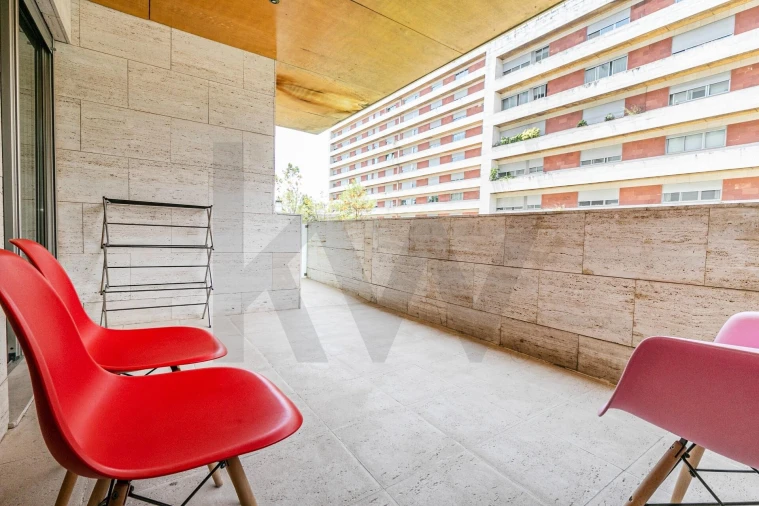 Apartamento T4 para Arrendamento em Lumiar Foto 7