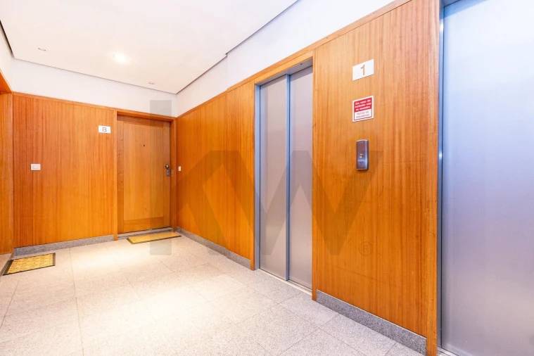 Apartamento T4 para Arrendamento em Lumiar Foto 22