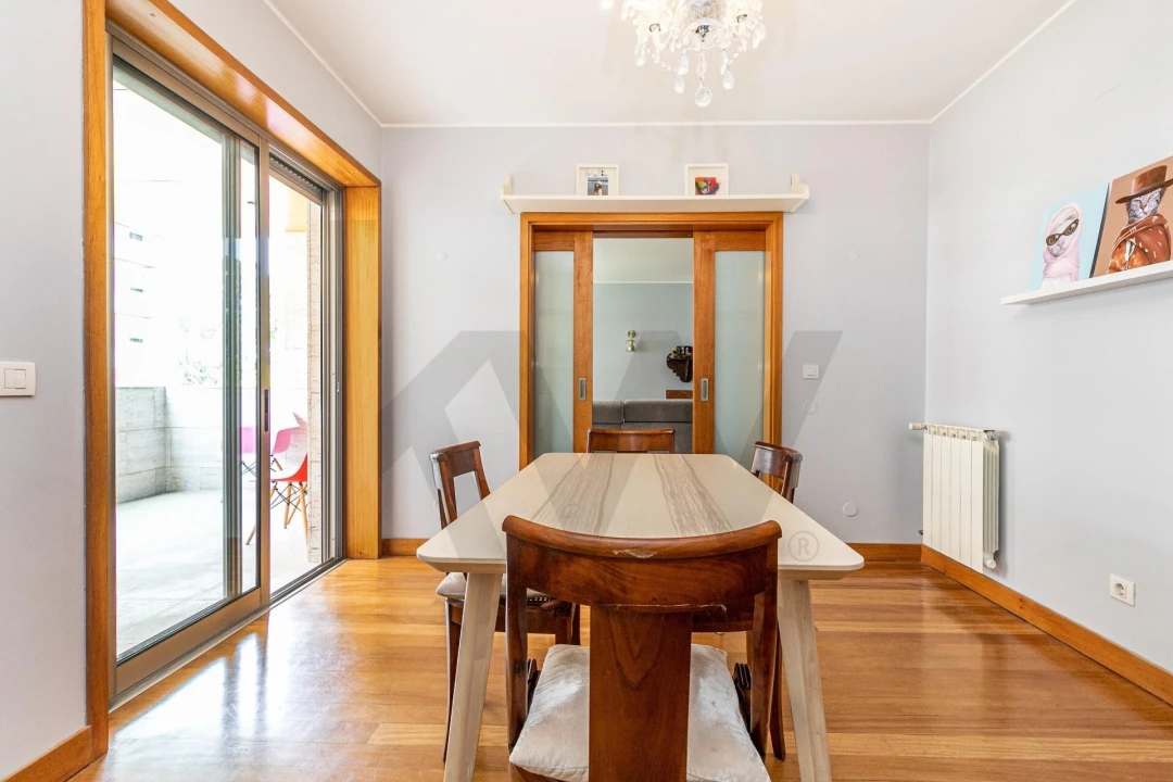 Apartamento T4 para Arrendamento em Lumiar Foto 6