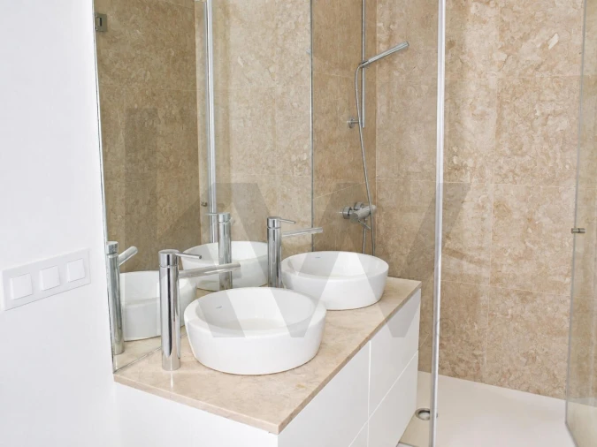 Apartamento T4 para Venda em Avenidas Novas Foto 11