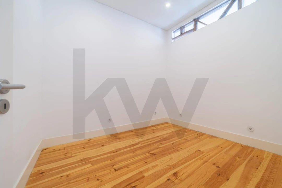 Apartamento T2 para Venda em São Vicente Foto 11
