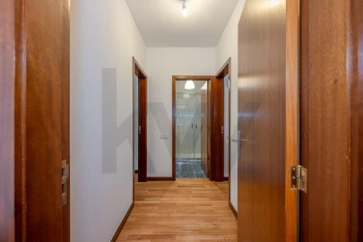 Apartamento T2 para Venda em Creixomil