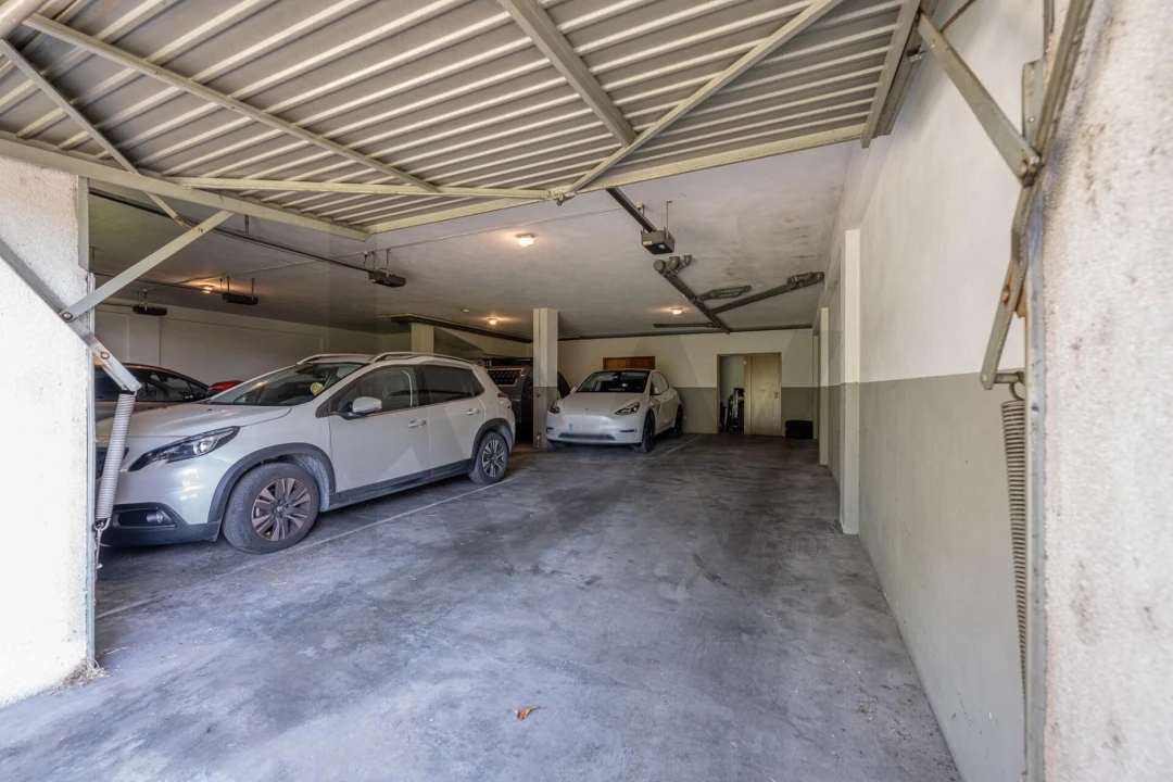 Apartamento T2 para Venda em Creixomil Foto 26