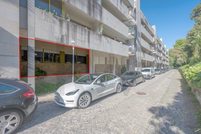 Apartamento T2 para Venda em Creixomil Foto 27
