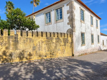 Moradia T5 para Venda em São Vicente do Paul e Vale de Figueira