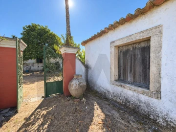 Moradia T5 para Venda em São Vicente do Paul e Vale de Figueira